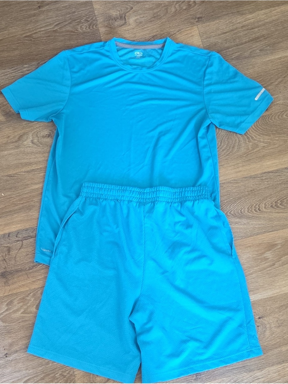 Athletic Works Teal Short Sleeve Tee with Gray Neck Trim